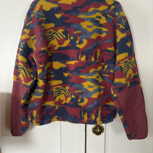 The North Face Multicolor Sherpa Pullover - Blue, Maroon & Yellow - Picture 4 of 5
